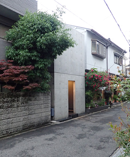 住吉の長屋、朝日放送新社屋、長田のカフェ | 囲炉裏暖炉のある家